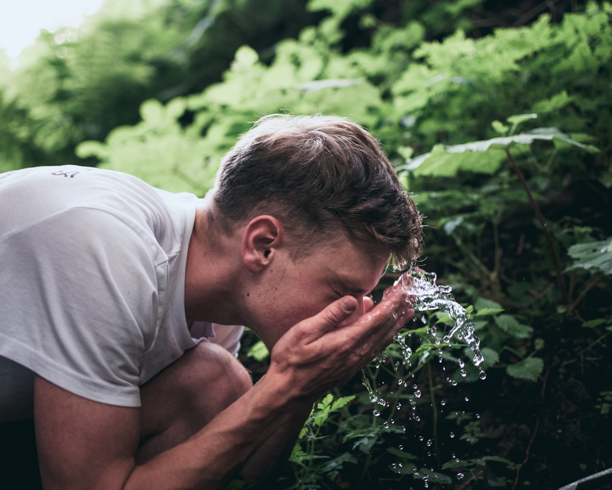 Rutina de skincare masculino en 3 pasos: la guía sin complicaciones