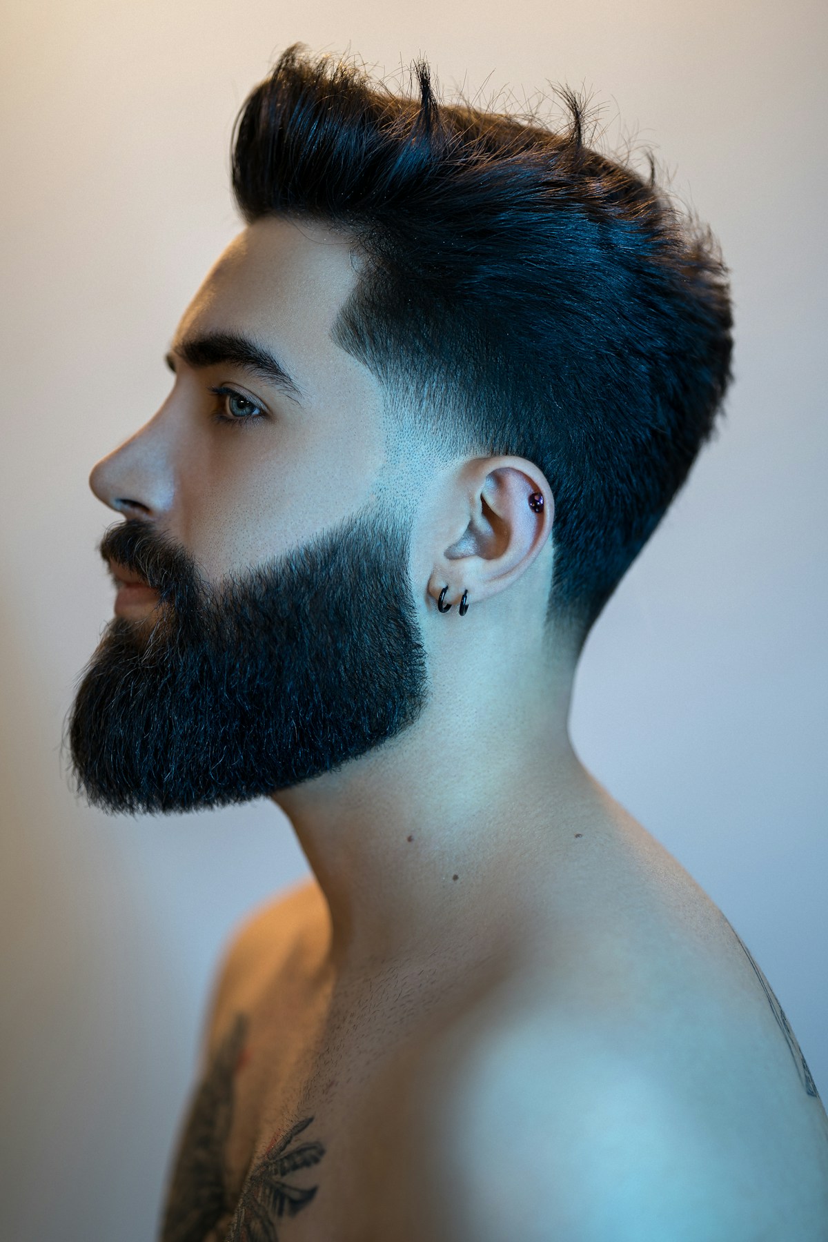 Cómo cuidar la barba en casa: guía completa para principiantes