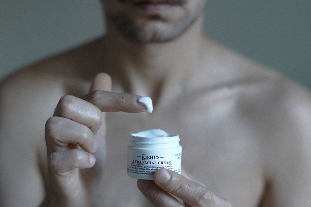 Mejor crema hidratante para hombre: análisis y recomendaciones